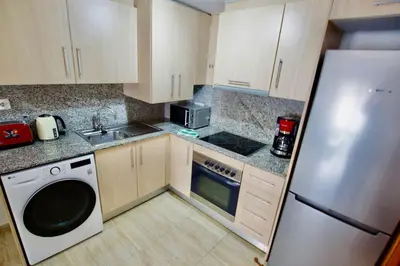 Una cocina o zona de cocina en V&V LLORET- Apartamento Nalu