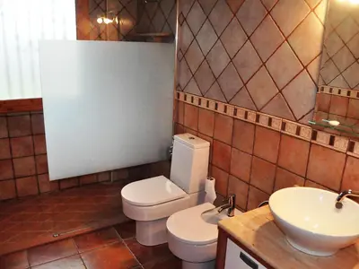 Un baño de Holiday Home Astral by Interhome