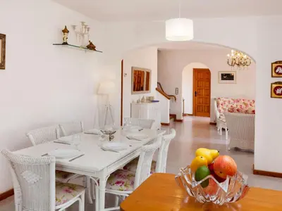 Zona de estar de Holiday Home Cabanyes by Interhome