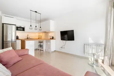 Una cocina o zona de cocina en WELCS APARTAMENTO 155 PDA con piscina