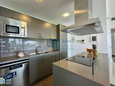 Una cocina o zona de cocina en Apartamento Nereides en Platja d'Aro