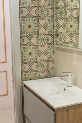 Plano de Casa para 8 personas con jardin