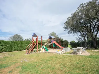 Zona de juegos infantil en Ideal vacation home for families with children