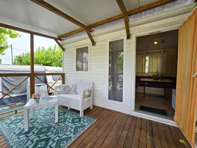 Un balcón o terraza de Camping Costa Dorada Bungalow Maia