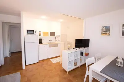 Una cocina o zona de cocina en Planta baja céntrica y tranquila en S'Agaró