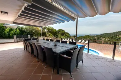 Un balcón o terraza de Costa Brava Holidays Villa Mimosa Sea View and luxe
