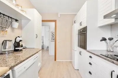 Una cocina o zona de cocina en WELCS APARTAMENTO 165 PDA con piscina