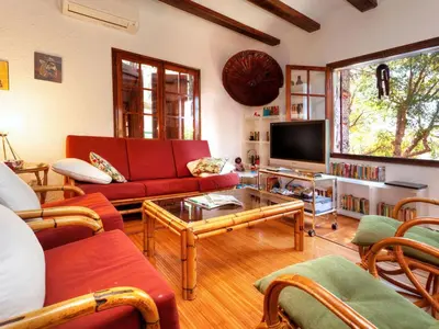 Una televisión o centro de entretenimiento en Holiday Home La Plaza by Interhome