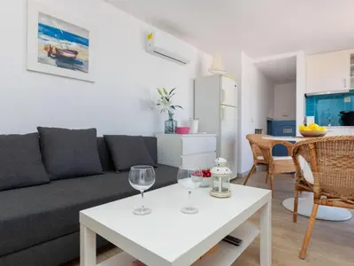 Zona de estar de Apartment Mestral Atic by Interhome