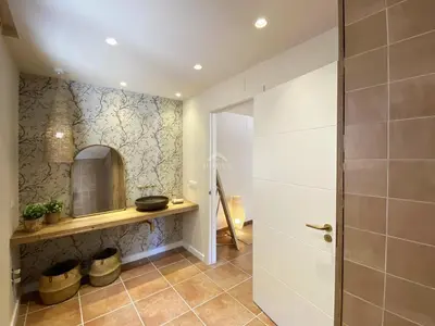 Un baño de Villa Can Benet RENT IN BEGUR