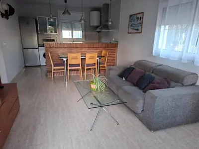 Plano de Casa en la montaña cerca del mar