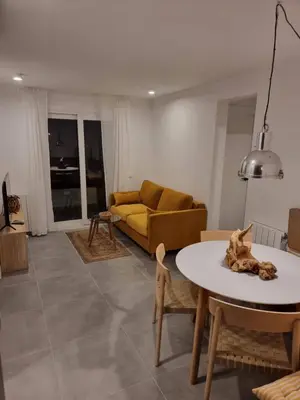 Zona de estar de Apartamento NINES moderno y céntrico, en zona tranquila cerca de la playa