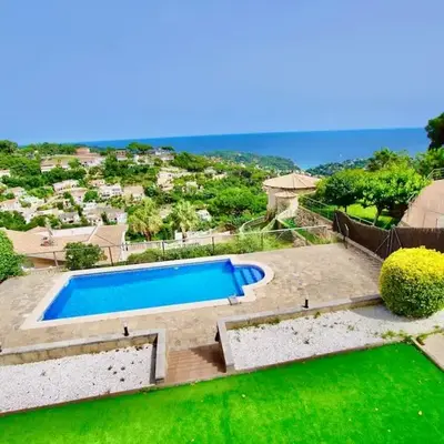 V&V LLORET- Villa Violetes