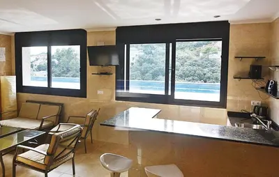 Plano de Lovely Home In Santa Susanna With Wifi