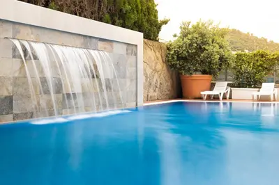 Piscina en o cerca de htop Summer Sun #htopEnjoy