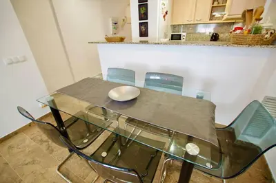 Una cocina o zona de cocina en V&V LLORET- Apartamento Bella
