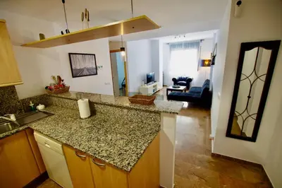 Una cocina o zona de cocina en V&V LLORET- Apartamento Bella