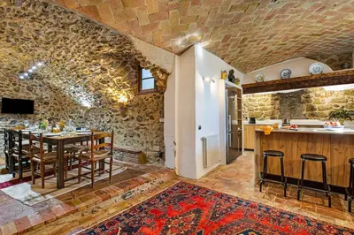 Una cocina o zona de cocina en Casa Torre Cruilles Big, Stylish, Modernized 'Castle' Prime Costa Brava with AC