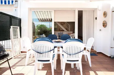 Un balcón o terraza de Casita al lado mar en S'Agaró