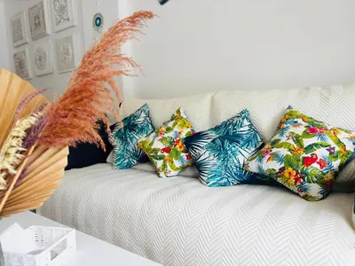 Zona de estar de Unique apartment with direct sea view along the beach in S'Abanell Central Park Blanes