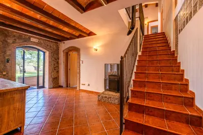 Plano de MASIA PUIG PIQUÉ - Piscina, jardín, porcho, BBQ, WIFI - 20 PERSONAS