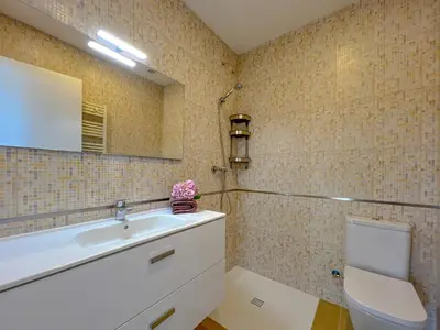 Un baño de Vivalidays Dali - Costa Brava