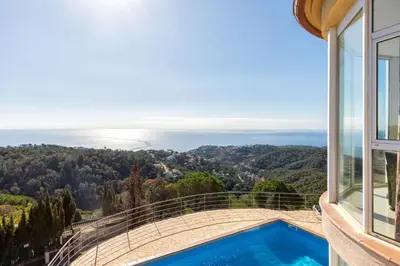Paisaje cerca de esta villa