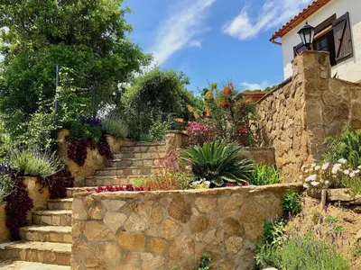 Jardín al aire libre en Villa Marlena, Calonge, Costa Brava,1 luxe private studio-appartement with private pool in quiet area, adults only, Catalonia, Spain