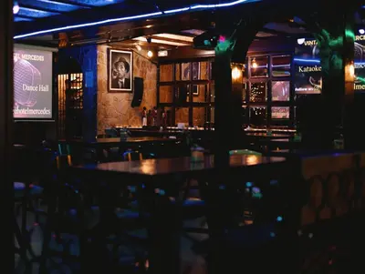 El salón o zona de bar de Vintage Hotel Mercedes