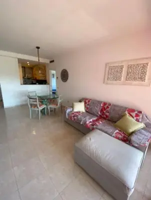Plano de Ático con terraza enorme