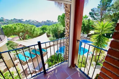 Piscina en o cerca de V&V LLORET - Villa Mirasola
