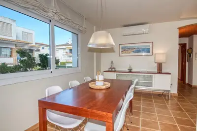 Una cocina o zona de cocina en Apartamento con Piscina céntrico