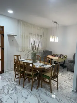 Zona de estar de Maravillosa villa con piscina y barbacoa