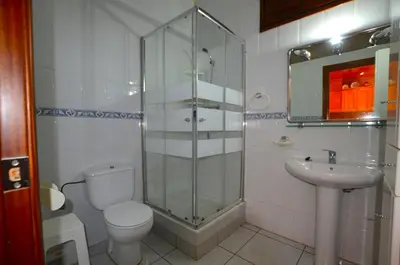 Un baño de Villa Fernando 12 personas 8km Lloret de Mar