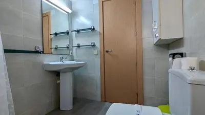 Un baño de EVH-101 Apartamento en primera línea