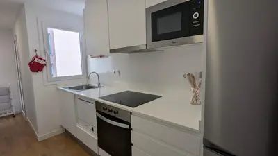 Una cocina o zona de cocina en EVH-104 Apartamento completo con terraza y parking