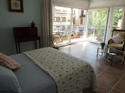 Cama o camas de una habitación en SEAFRONT VIEW-Nice Appartment in Downtown Blanes