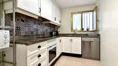 Una cocina o zona de cocina en EVH108 Apartamento con gran terraza