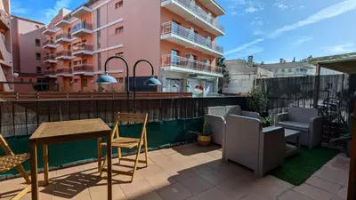 Un balcón o terraza de EVH-109 Planta baja con terraza en el centro