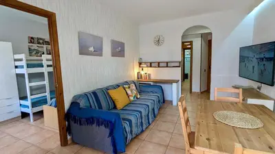 Una cocina o zona de cocina en EVH-109 Planta baja con terraza en el centro