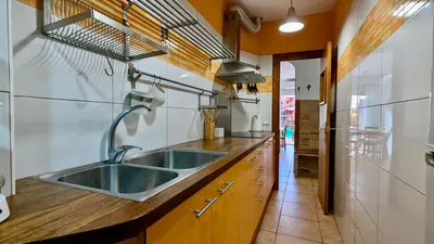 Una cocina o zona de cocina en EVH-109 Planta baja con terraza en el centro