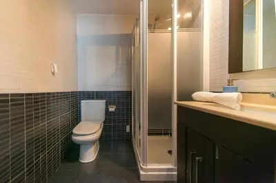 Un baño de WELCS APARTAMENTO 189 PDA con piscina comunitaria