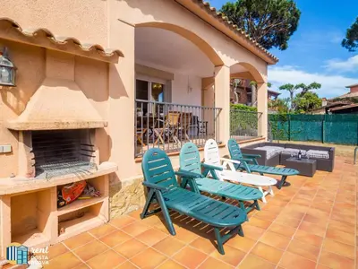 Un balcón o terraza de Casa Margarita en Platja d'Aro