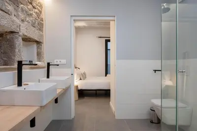 Un baño de Flateli Barca 11