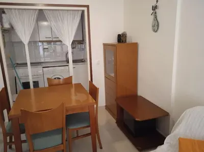 Una cocina o zona de cocina en APARTAMENTO PRÓXIMO a LA PLAYA