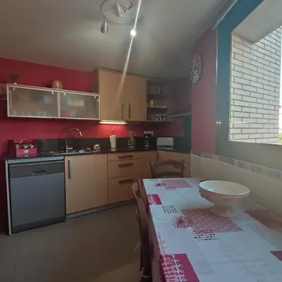 Una cocina o zona de cocina en VILLAS COSETTE Apartamento CAMILLE