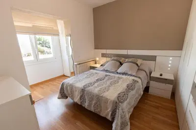 Cama o camas de una habitación en Catalunya Casas Cozy beach town villa for 8 - no car necessary!