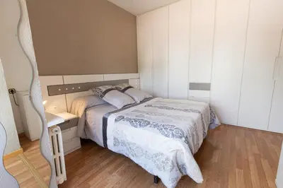 Cama o camas de una habitación en Catalunya Casas Cozy beach town villa for 8 - no car necessary!