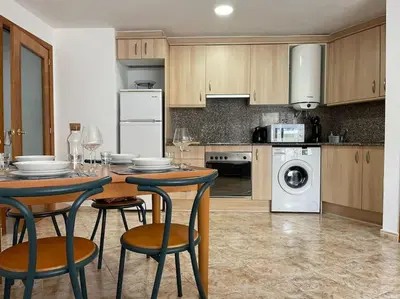 Una cocina o zona de cocina en AL48 Apartment near leisure and beach Lloret