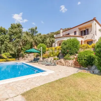 Villa in Calonge with Pool and Mountain Views